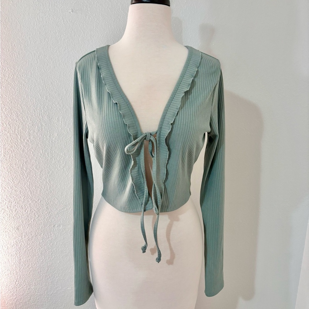 Papermoon Sweater Cardigan Women's Ribbed Tie-Front Top - Sage Green